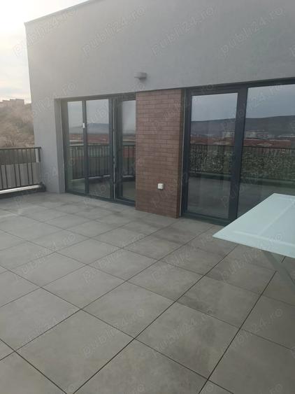 Apartament cu 2 camere semidecomandat în Florești