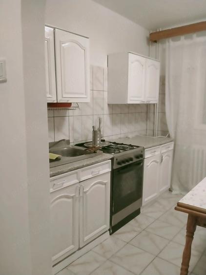 Apartament cu 3 camere decomandat în Sălăjan