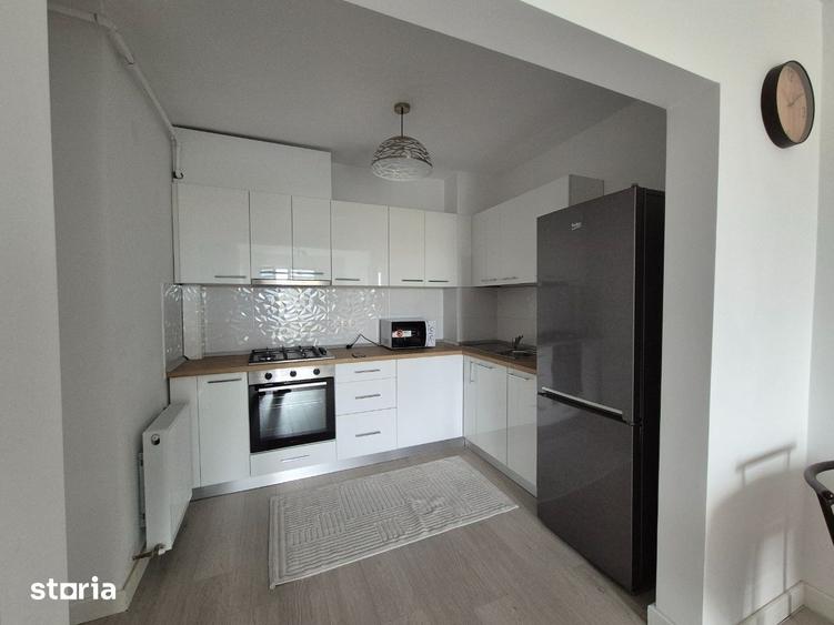 Bdul Bucuresti, nou, ap 2 camere cu centrala si AC, 450 euro, et 4/9 - 12