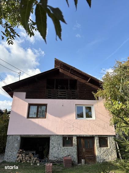 Casă cu 3 camere cu Teren 550 Mp în Vulcana de Sus