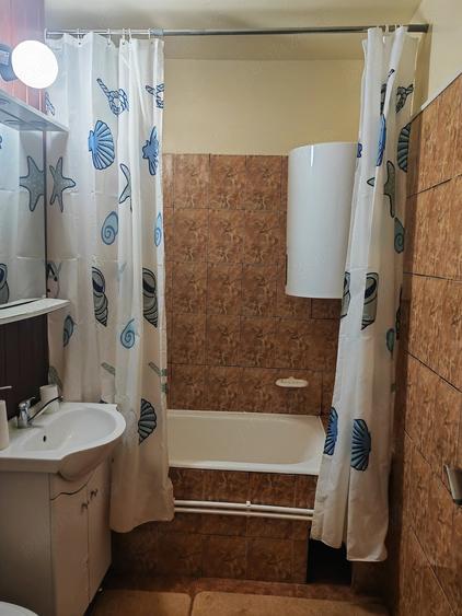 Apartament cu 2 camere nedecomandat în Central