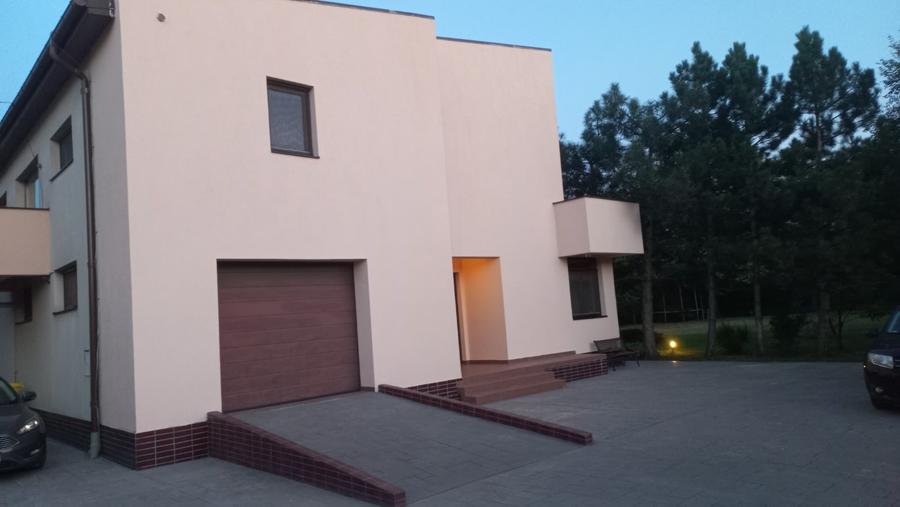 Casă individuală cu 6 camere cu Garaj în Pipera