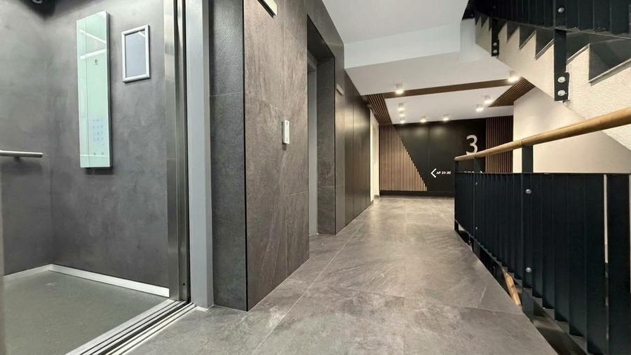 Apartament cu 2 camere decomandat în Blumăna
