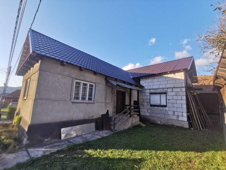 Casă cu 2 camere în Negreni