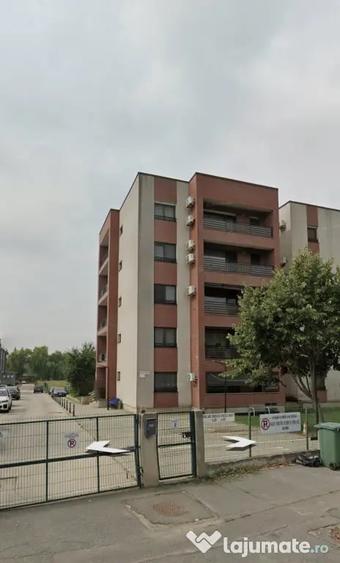 Apartament cu 2 camere semidecomandat în Sisești