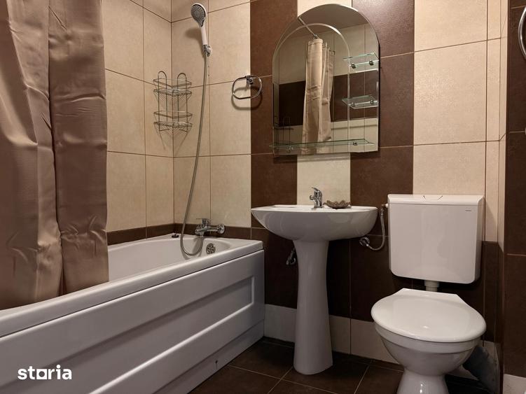 Apartament cu 3 camere în Republicii