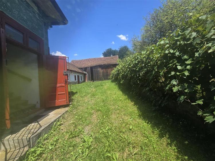 Casă individuală cu 3 camere cu Teren 1200 Mp în Felmer