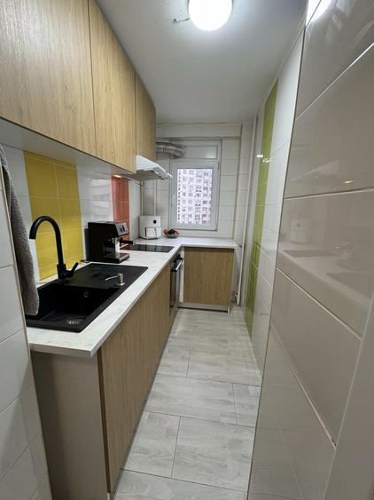 Apartament cu 2 camere decomandat în Vitan