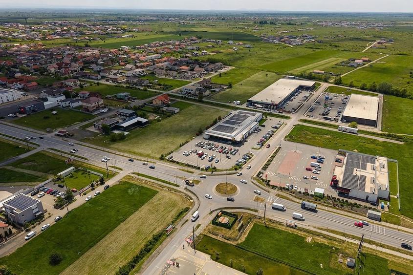 Spațiu comercial, de 36 mp, în Moșnița Nouă