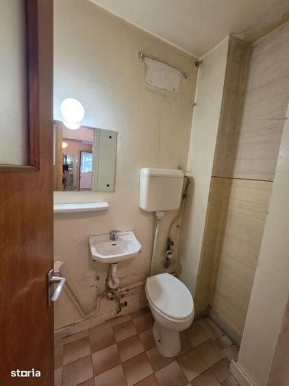 Apartament cu 4 camere semidecomandat în Sălăjan