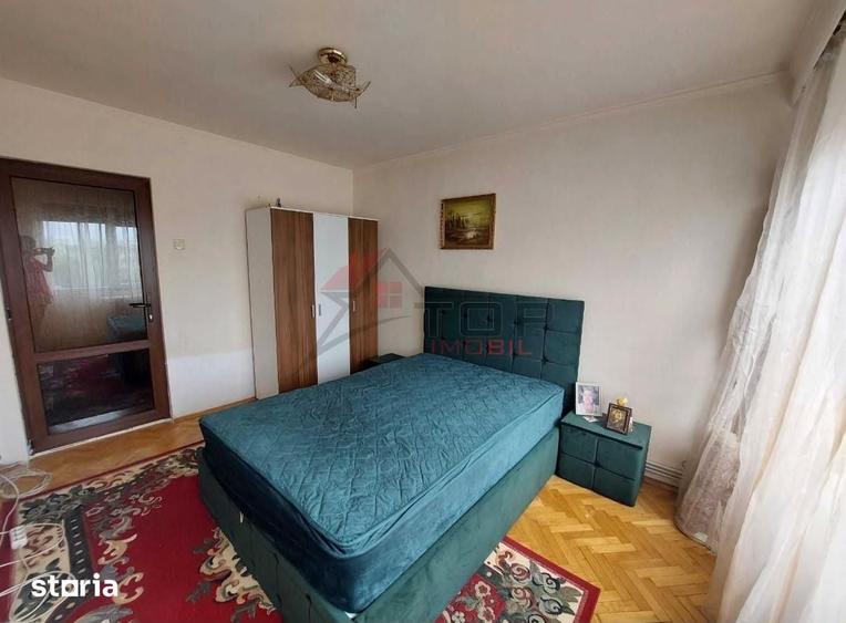 Apartament 2 camere, Podu Ros - Piata Nicolina - 1