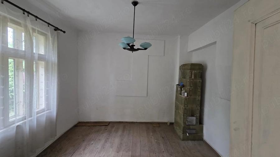Casă cu 4 camere cu Teren 309 Mp în Vest