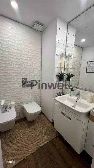 Apartament cu 3 camere în Centrul Civic