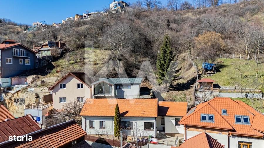 Casă cu 2 camere cu Canalizare în Schei