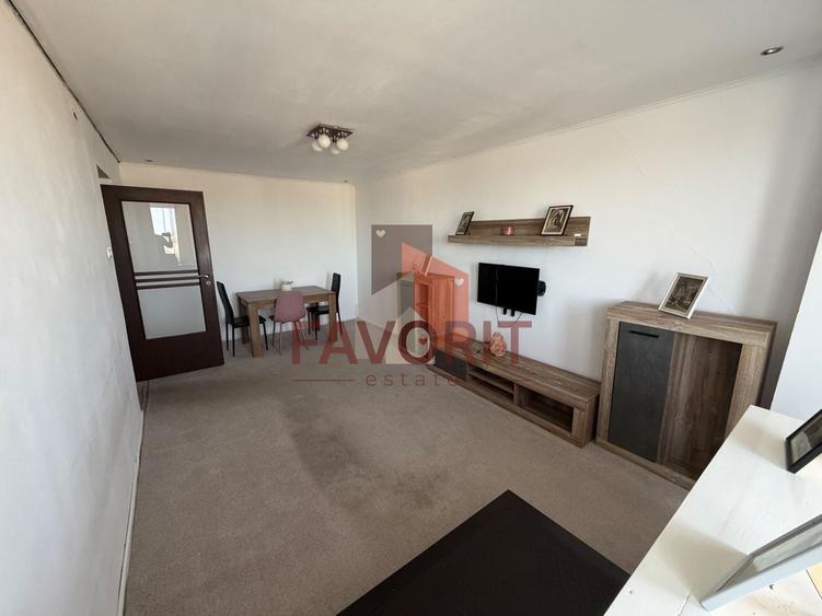 Apartament cu 3 camere decomandat, mobilat în Semicentral