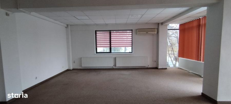 Spațiu comercial, de 110 mp, în Ultracentral