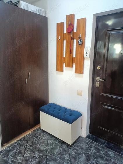 Garsonieră decomandată în Central