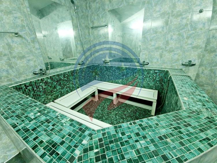 Hotel/Pensiune, de 713 mp, în Eșelnița