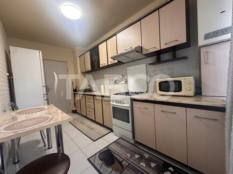Apartament cu 3 camere decomandat, mobilat în Terezian