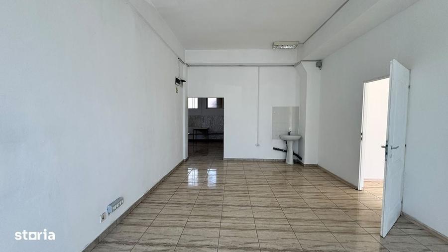 Spațiu comercial, de 161 mp, în Iosia