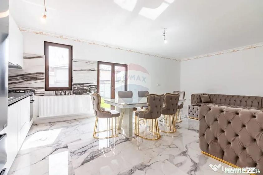 Casă cu 5 camere cu Teren 348 Mp în Central