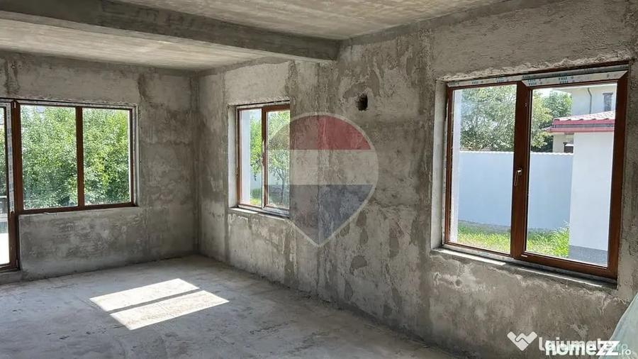 Casă cu 3 camere cu Teren 570 Mp în Săftica
