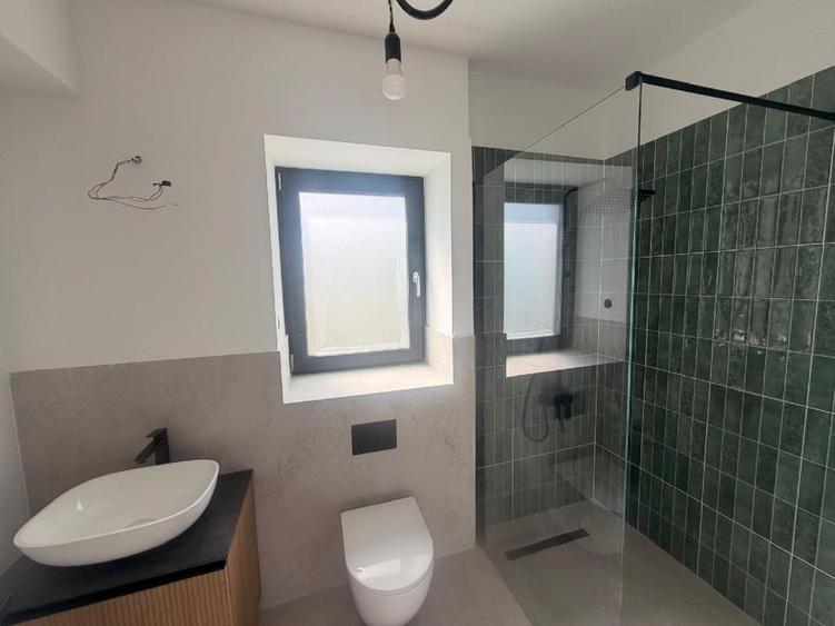 Casă finisată cu vedere la lac, 5 camere și teren de 526 mp – Corbeanca - 9