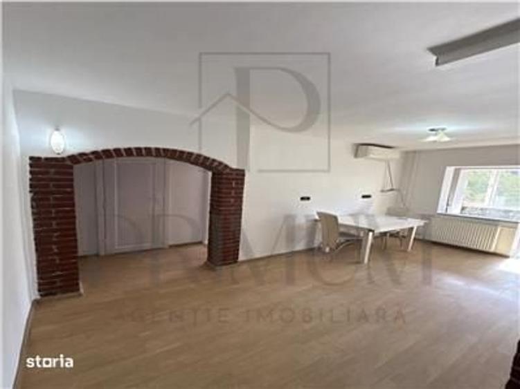 Apartament cu 2 camere decomandat în Steaua