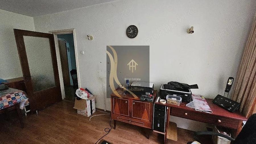 Apartament cu 3 camere decomandat în Antiaeriană