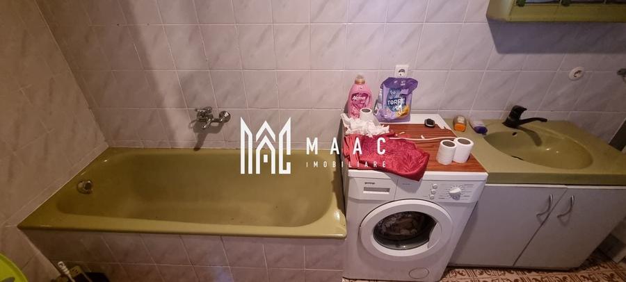 Casă individuală cu 9 camere cu Canalizare în Șeica Mare