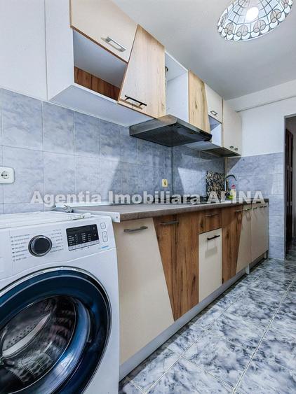 Garsonieră decomandată în Micro 15