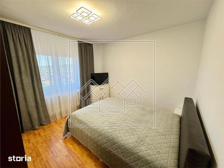 De inchiriat apartament 3 camere, 2 bai, 72 mp utili, etaj intermediar - 12
