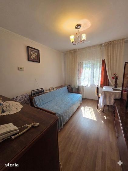 Apartament cu 3 camere decomandat în Militari