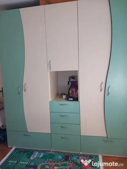 Apartament cu 2 camere semidecomandat în Nord