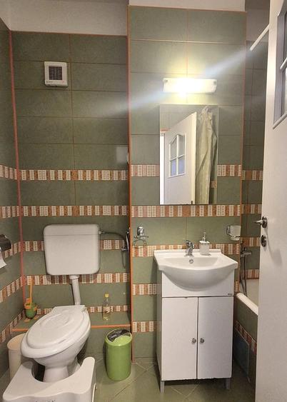 Apartament cu 3 camere nedecomandat, mobilat în Răcădău