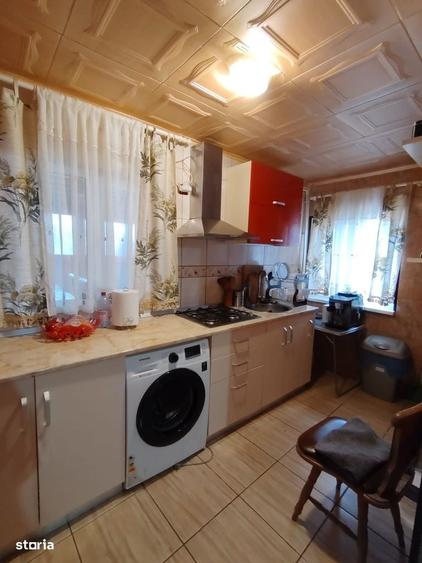 Casă cu 4 camere în Călărași