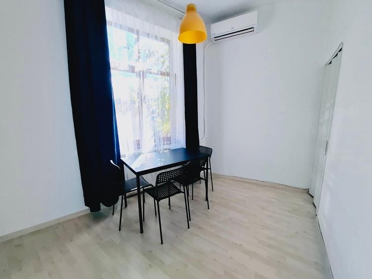 Apartament cu 3 camere decomandat, mobilat în Universitate