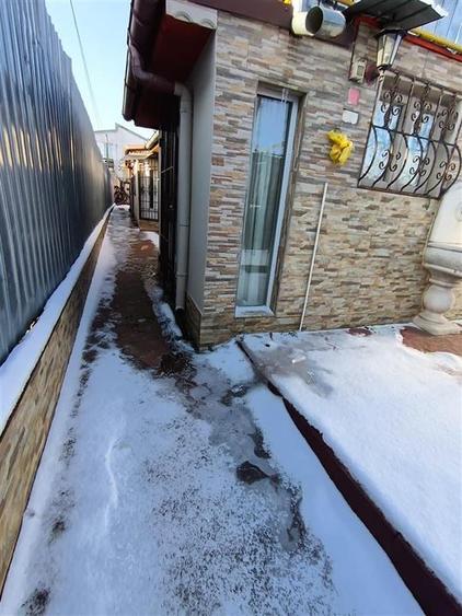 Casă individuală cu 3 camere cu Canalizare în Brăilița