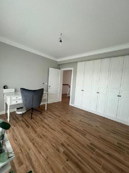 Casă cu 3 camere cu Teren 150 Mp în Dumbrăvița