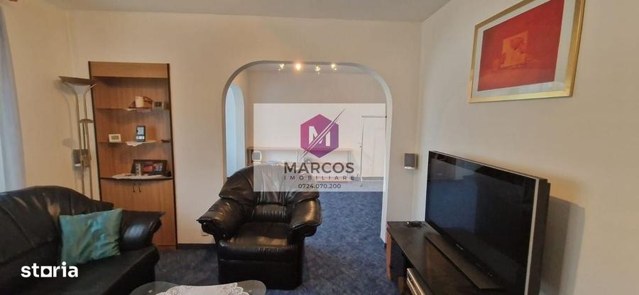 Apartament cu 4 camere decomandat în Central