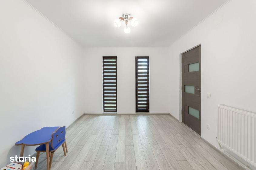 Casă cu 4 camere cu Teren 258 Mp în Central