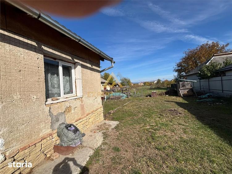 Casă cu 2 camere cu Teren 2186 Mp în Satulung