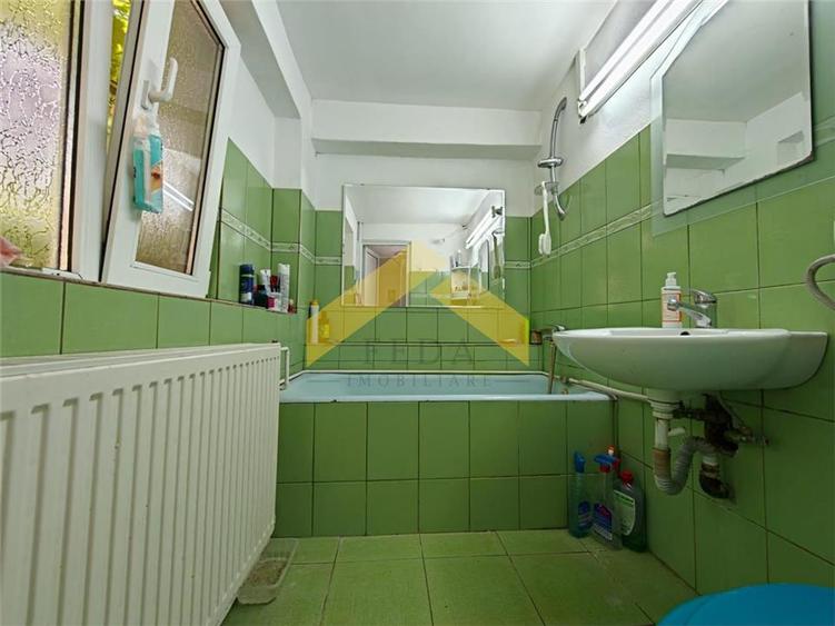 Casă individuală cu 4 camere cu Teren 2000 Mp în Cuiaș