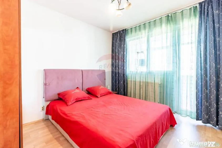 Apartament cu 3 camere decomandat în Obor