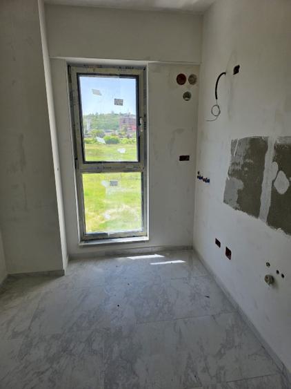 Garsonieră decomandată în Baza 3