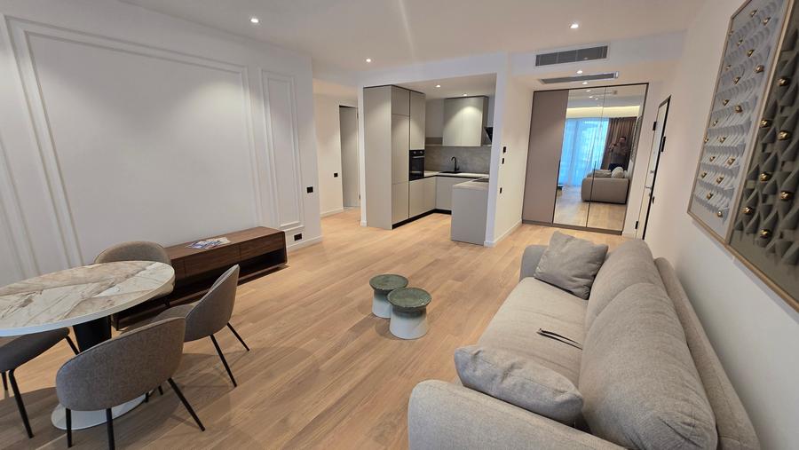 Apartament cu 3 camere decomandat în Herăstrău