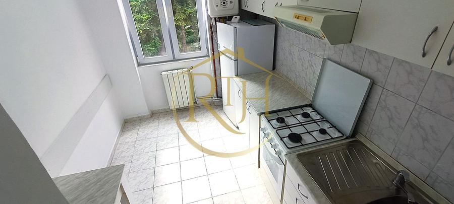 Apartament cu 2 camere semidecomandat în Medicină