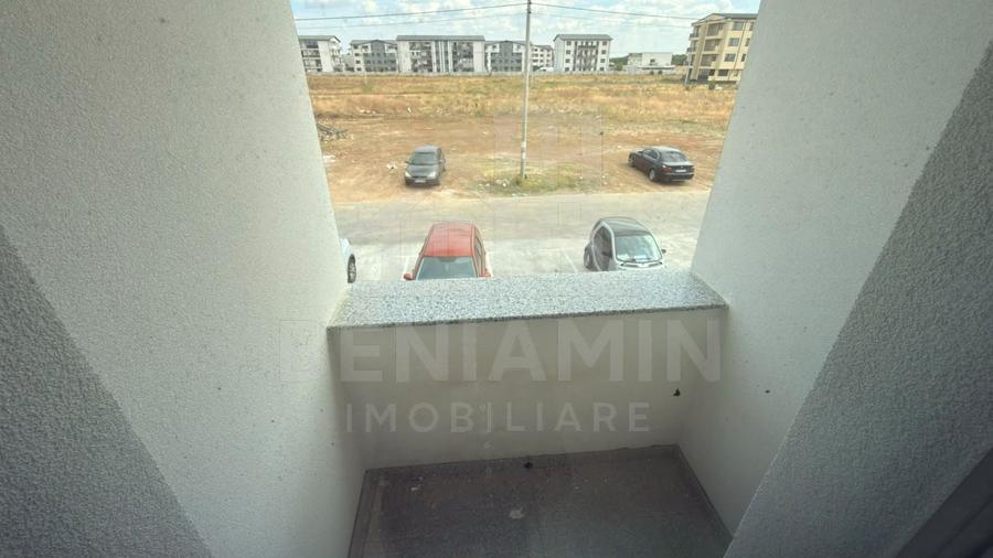 Apartament cu 2 camere semidecomandat în Pielești