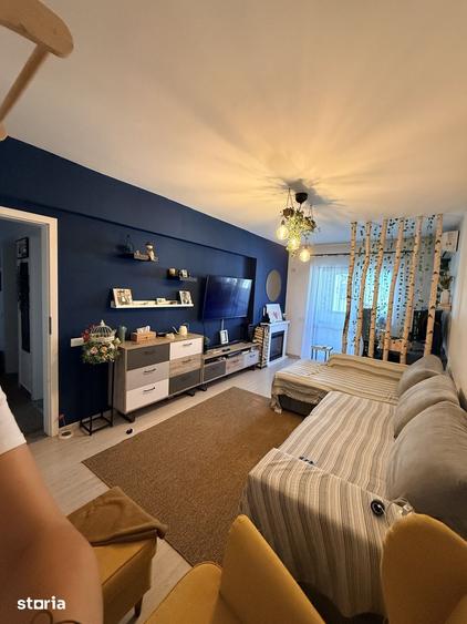 Apartament cu 3 camere în Metalurgiei