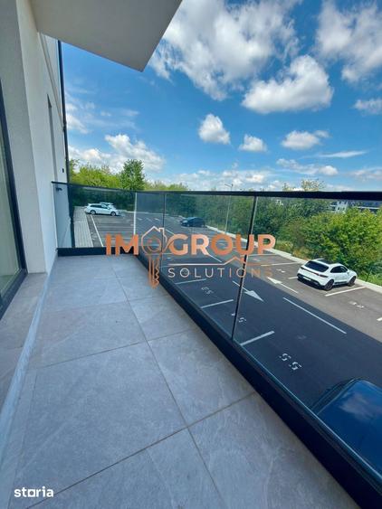 Apartament cu 3 camere decomandat în Voinești